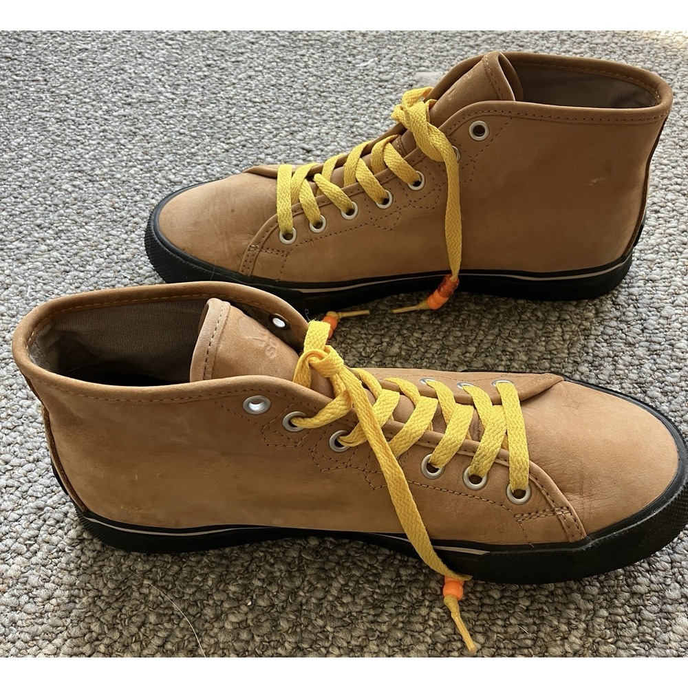 Sorel Mens Caribou Chukka Leather Sneaker Boots Buff/Black Size 8 Waterproof
